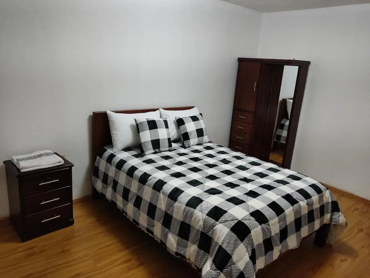Amplio Apartamento Central Cuenca 0*,  Ecuador